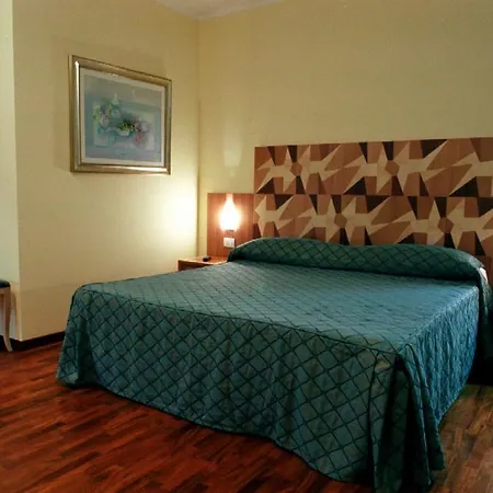 Hotel Della Citta Et De La 4*