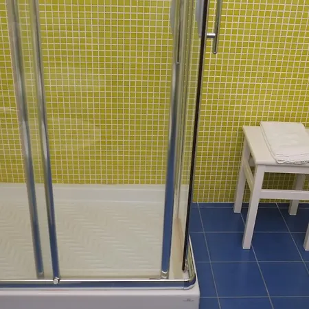 Ξενοδοχείο Della Citta Et De La 4*