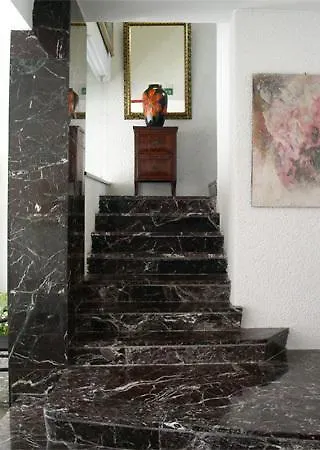 Della Citta Et De La 4* Forlì